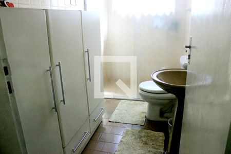 Casa à venda com 175m², 3 quartos e 2 vagasBanheiro 2