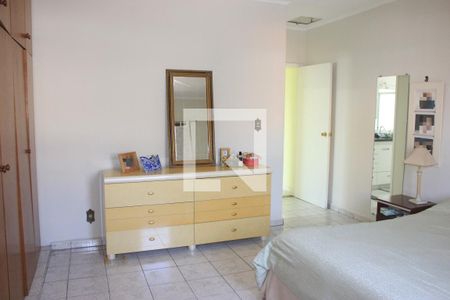 Casa à venda com 175m², 3 quartos e 2 vagasQuarto 3