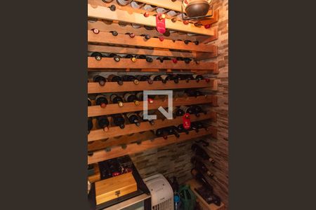 Apartamento à venda com 170m², 3 quartos e 2 vagasAdega