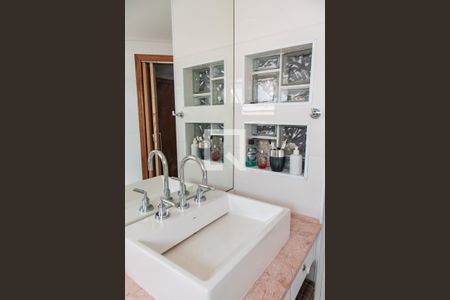 Apartamento à venda com 170m², 3 quartos e 2 vagasBanheiro