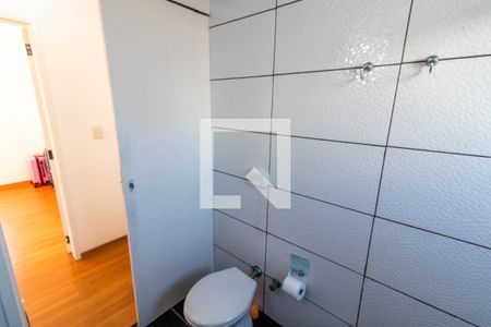 Apartamento à venda com 68m², 2 quartos e 1 vaga Apartamento à venda com 68m², 2 quartos e 1 vagaBanheiro