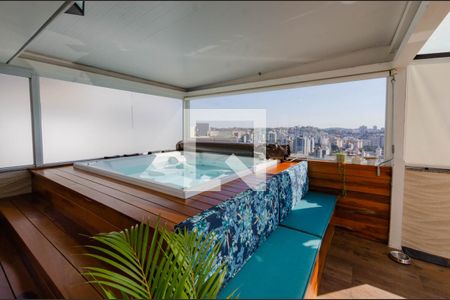 Apartamento à venda com 202m², 4 quartos e 3 vagasHidromassagem