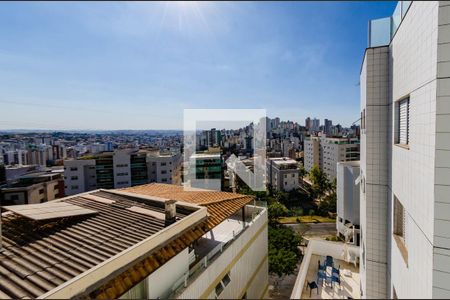 Apartamento à venda com 202m², 4 quartos e 3 vagasVista