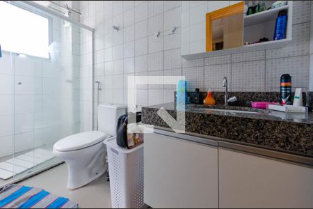 Apartamento à venda com 202m², 4 quartos e 3 vagasBanheiro suíte 2