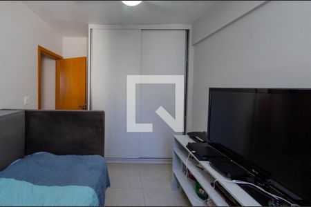 Apartamento à venda com 202m², 4 quartos e 3 vagasQuarto 2