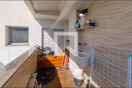 Apartamento à venda com 202m², 4 quartos e 3 vagasÁrea de serviço 1