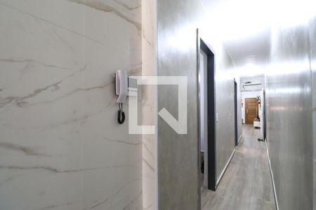 Casa à venda com 182m², 2 quartos e 2 vagasCorredor