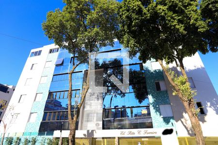 Apartamento à venda com 87m², 3 quartos e 3 vagasFachada