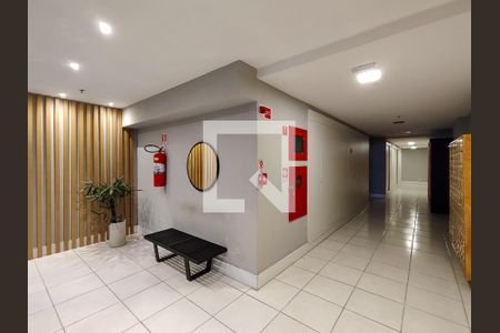 Apartamento à venda com 42m², 1 quarto e sem vaga Apartamento à venda com 42m², 1 quarto e sem vagaFachada e portaria