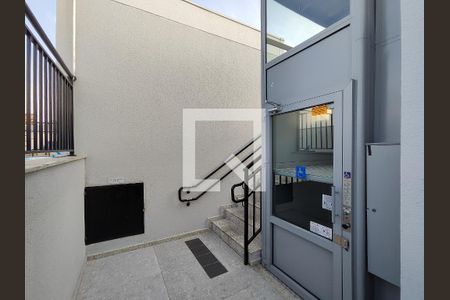 Apartamento à venda com 42m², 1 quarto e sem vaga Apartamento à venda com 42m², 1 quarto e sem vagaÁrea comum - Piscina