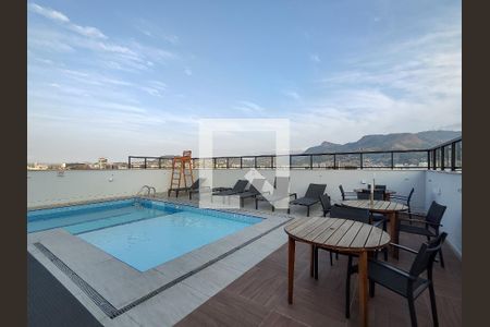 Apartamento à venda com 42m², 1 quarto e sem vaga Apartamento à venda com 42m², 1 quarto e sem vagaÁrea comum - Piscina