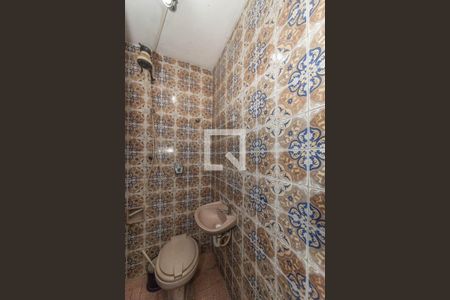 Casa à venda com 155m², 3 quartos e 2 vagasBanheiro de Serviço