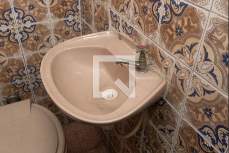 Casa à venda com 155m², 3 quartos e 2 vagasBanheiro de Serviço