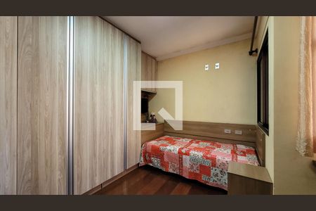 Casa à venda com 271m², 3 quartos e 5 vagas Casa à venda com 271m², 3 quartos e 5 vagasQuarto 3