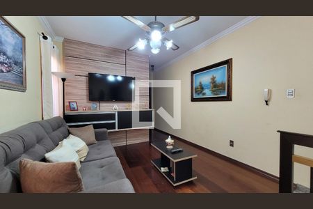 Casa à venda com 271m², 3 quartos e 5 vagas Casa à venda com 271m², 3 quartos e 5 vagasSala