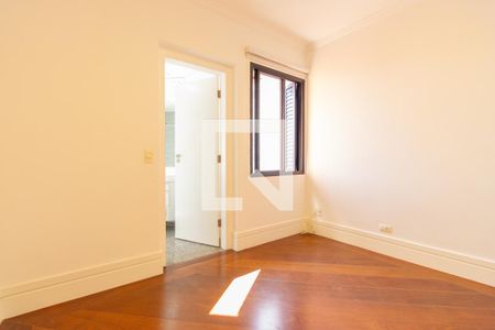 Apartamento para alugar com 168m², 3 quartos e 4 vagasSuíte 2