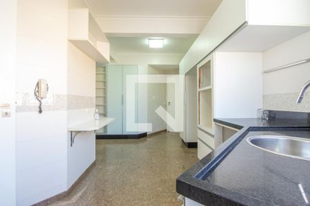 Apartamento para alugar com 168m², 3 quartos e 4 vagasCozinha 