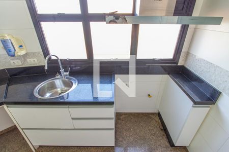 Apartamento para alugar com 168m², 3 quartos e 4 vagasCozinha 