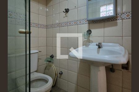 Casa à venda com 650m², 3 quartos e 10 vagas Casa à venda com 650m², 3 quartos e 10 vagasBanheiro