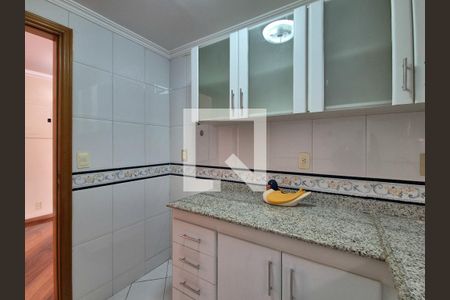 Casa à venda com 650m², 3 quartos e 10 vagas Casa à venda com 650m², 3 quartos e 10 vagasCozinha 2 andar