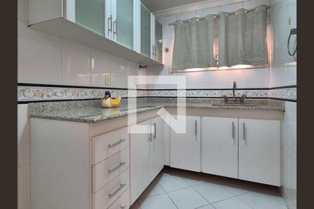 Casa à venda com 650m², 3 quartos e 10 vagas Casa à venda com 650m², 3 quartos e 10 vagasCozinha 2 andar