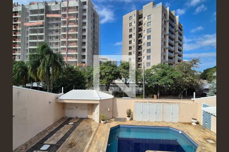 Casa à venda com 650m², 3 quartos e 10 vagas Casa à venda com 650m², 3 quartos e 10 vagasSuíte 2 - varanda