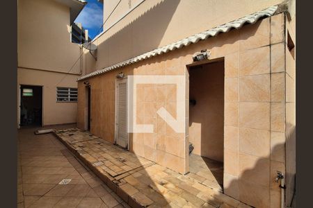 Casa à venda com 650m², 3 quartos e 10 vagas Casa à venda com 650m², 3 quartos e 10 vagasCanil