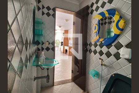 Casa à venda com 650m², 3 quartos e 10 vagas Casa à venda com 650m², 3 quartos e 10 vagasBanheiro 3