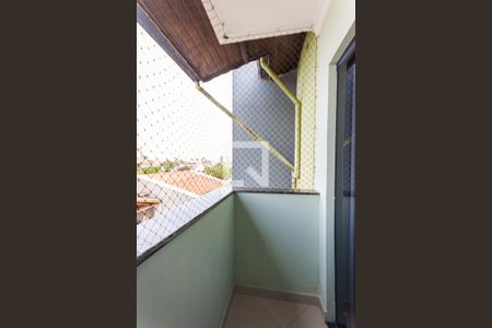 Casa à venda com 300m², 3 quartos e 8 vagas Casa à venda com 300m², 3 quartos e 8 vagasVaranda da Suíte 3