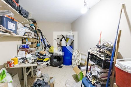 Casa à venda com 300m², 3 quartos e 8 vagas Casa à venda com 300m², 3 quartos e 8 vagasPorão