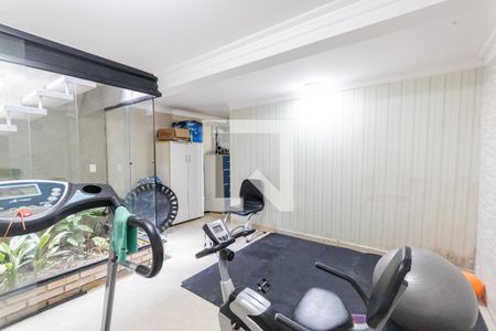 Casa à venda com 300m², 3 quartos e 8 vagas Casa à venda com 300m², 3 quartos e 8 vagasPorão