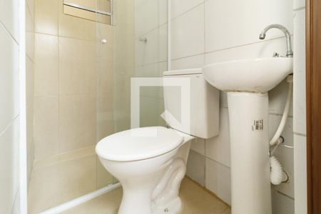 Banheiro de casa para alugar com 1 quarto, 35m² em Vila Maria Alta, São Paulo