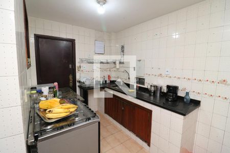 Apartamento à venda com 100m², 4 quartos e 1 vagaCozinha