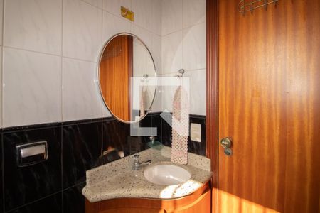 Casa à venda com 263m², 4 quartos e 9 vagasBanheiro 4