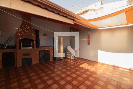 Casa à venda com 263m², 4 quartos e 9 vagasCurrasqueira