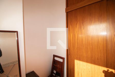 Casa à venda com 263m², 4 quartos e 9 vagasCloset