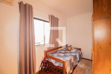 Casa à venda com 263m², 4 quartos e 9 vagassuite 2