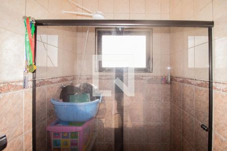 Casa à venda com 263m², 4 quartos e 9 vagasBanheiro da Suíte 2