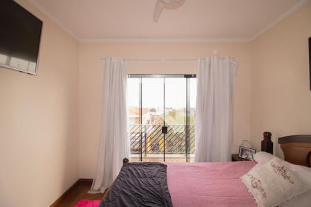 Casa à venda com 263m², 4 quartos e 9 vagasSuíte 1