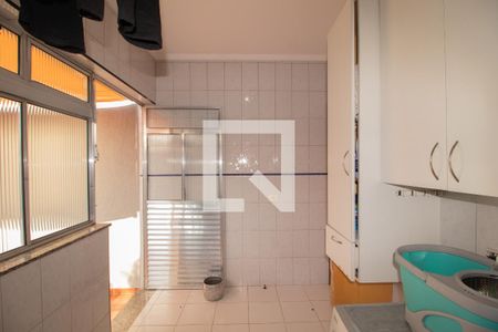 Casa à venda com 263m², 4 quartos e 9 vagasÁrea de Serviço