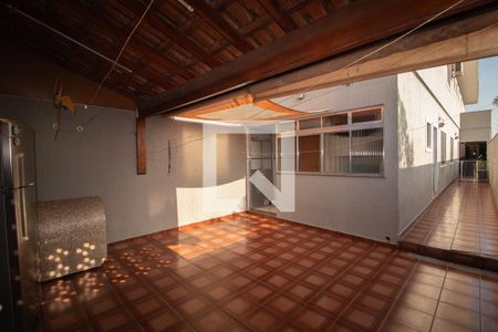 Casa à venda com 263m², 4 quartos e 9 vagasChurrasqueira