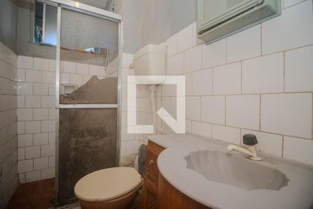 Banheiro de apartamento para alugar com 1 quarto, 46m² em Jardim Sabará, Porto Alegre