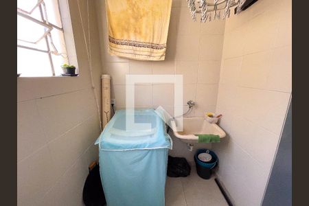 Área de Serviço de apartamento à venda com 3 quartos, 63m² em Santa Cruz Industrial, Contagem