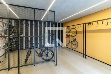 Studio à venda com 25m², 1 quarto e sem vaga Studio à venda com 25m², 1 quarto e sem vagaÁrea comum - Bicicletário