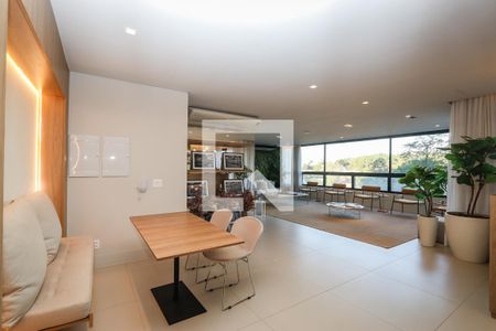 Apartamento à venda com 175m², 3 quartos e 3 vagas Apartamento à venda com 175m², 3 quartos e 3 vagasÁrea comum - Salão de festas