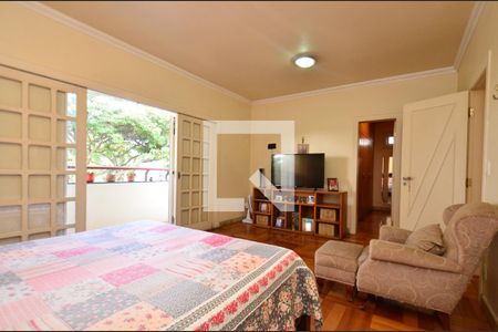 Casa à venda com 670m², 8 quartos e 8 vagasSuite master