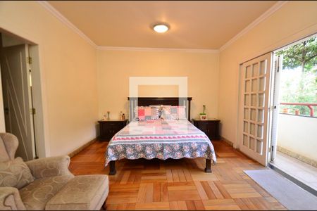 Casa à venda com 670m², 8 quartos e 8 vagasSuite master