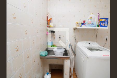 Casa à venda com 300m², 6 quartos e 7 vagasÁrea de Serviço