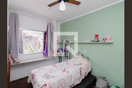 Quarto 2 de casa à venda com 6 quartos, 300m² em Vila Paiva, São Paulo