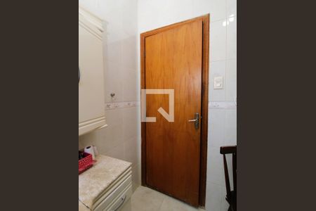 Casa à venda com 300m², 6 quartos e 7 vagasBanheiro da Suíte